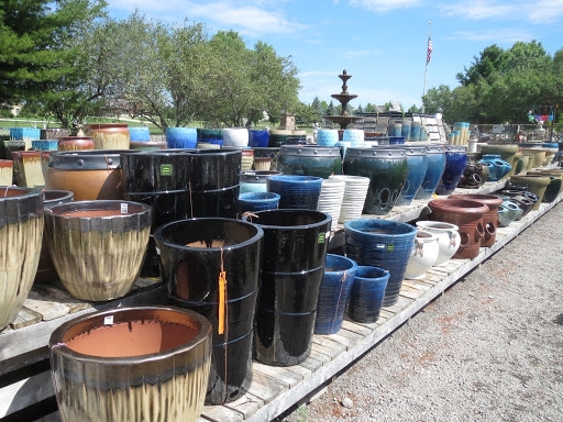 Planters, Pots, and Urns